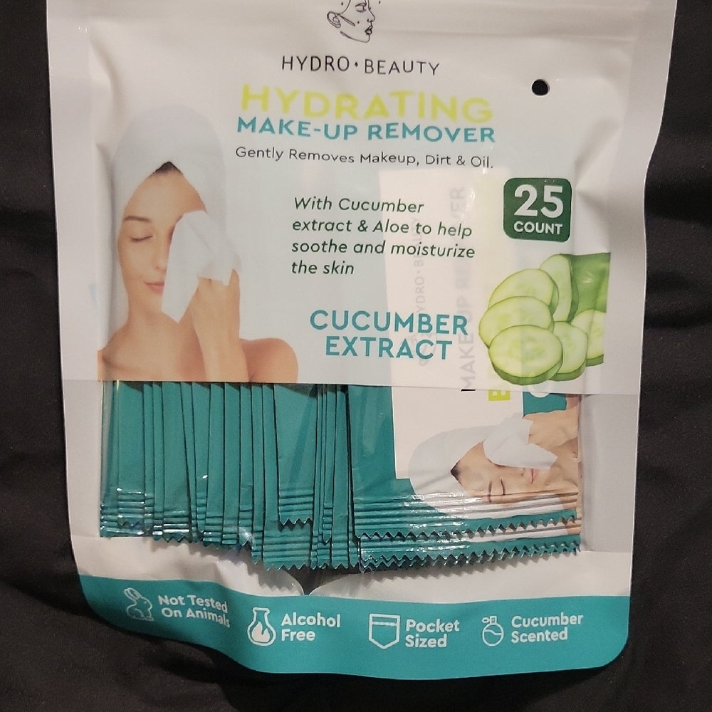 Hydrating Make-Up Remover Wipes - Teal (Cucumber Extract)